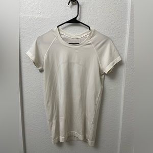 Lululemon Swiftly Tech Short-Sleeve Shift